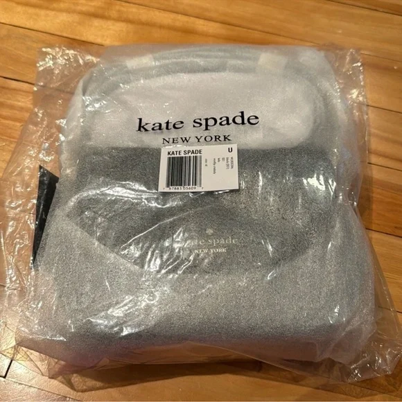 Kate Spade Leila Mini Flap Black Pebbled Leather Crossbody Bag Original Pkg NWT - Picture 8 of 8